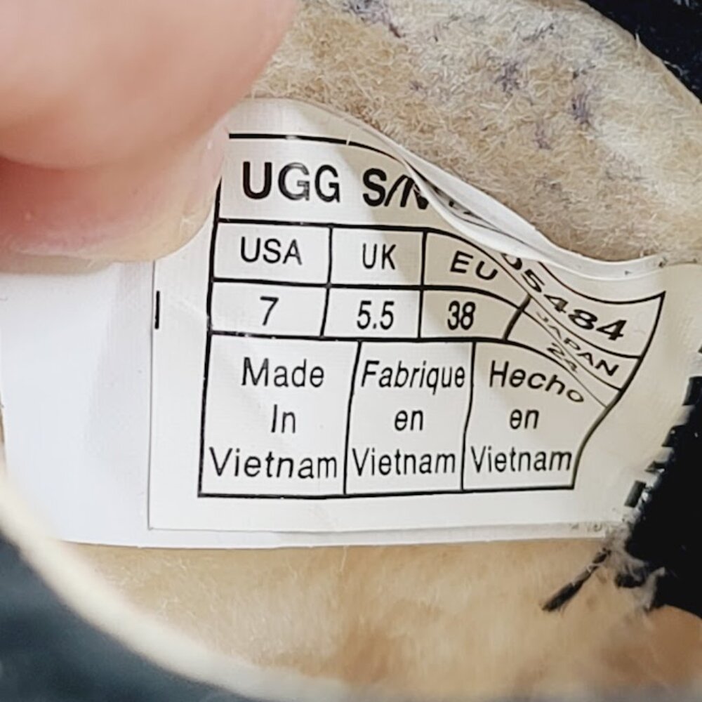 UGG Women's Black Tomi Suede Lace Up Low Top Athletic Sneaker Size 7 - Picture 6 of 8